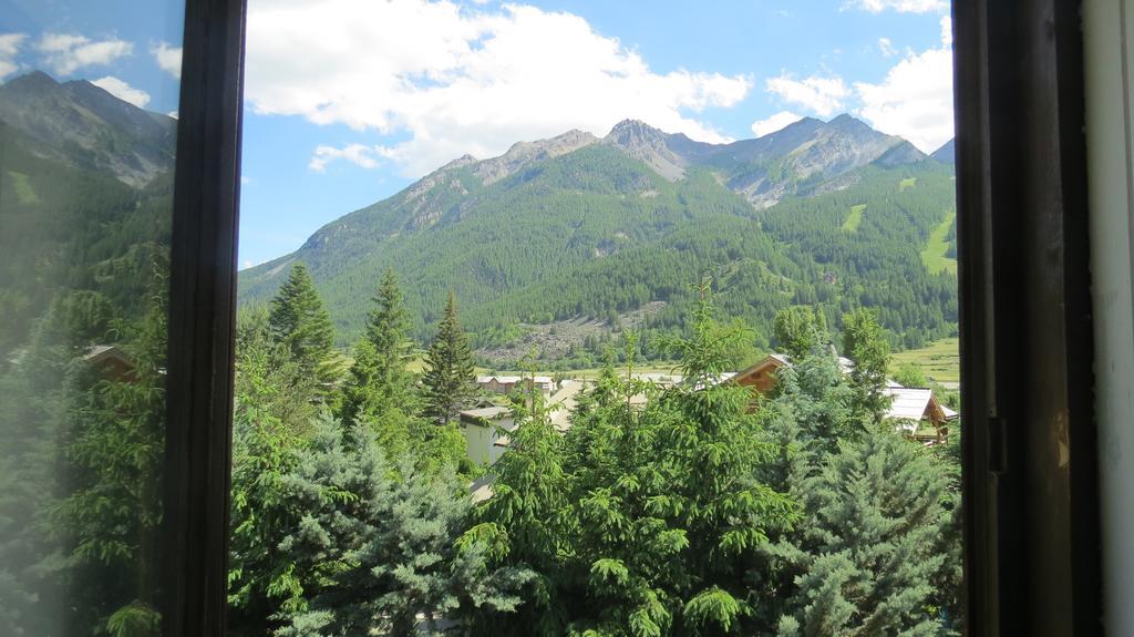 فندق اوبيرج دي فيولاني Le Monêtier-les-Bains المظهر الخارجي الصورة